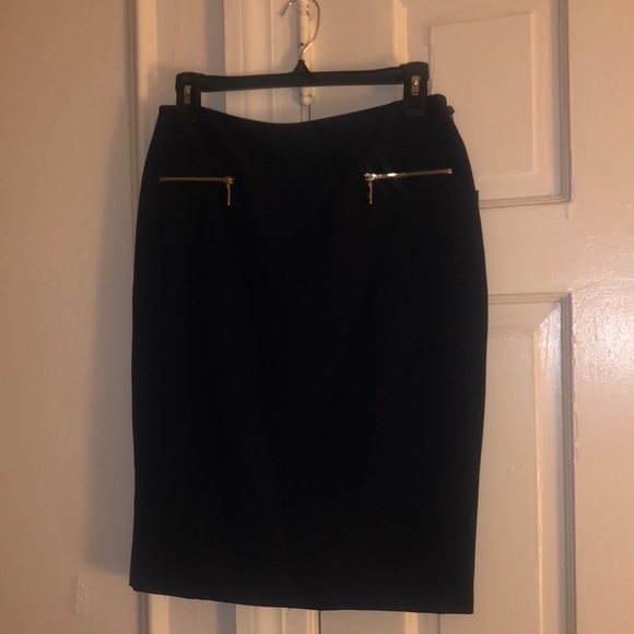Tommy Hilfiger navy skirt - Picture 1 of 6